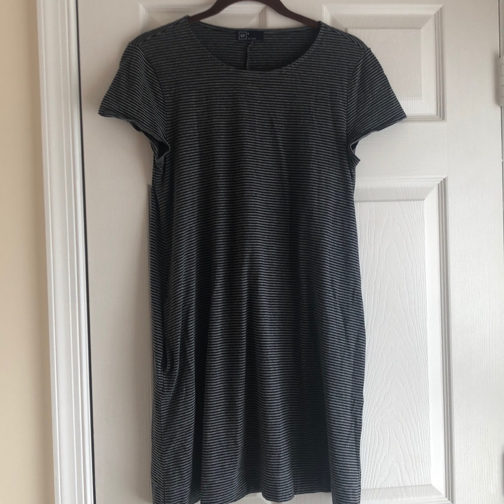 Gap T-Shirt Dress